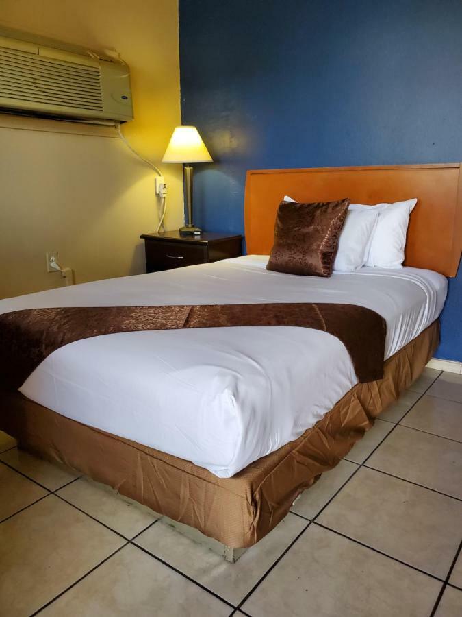 Pinecrest Inn & Suites Flagstaff Exteriör bild